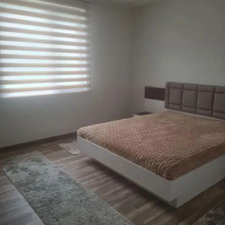 Villa хадживезула *